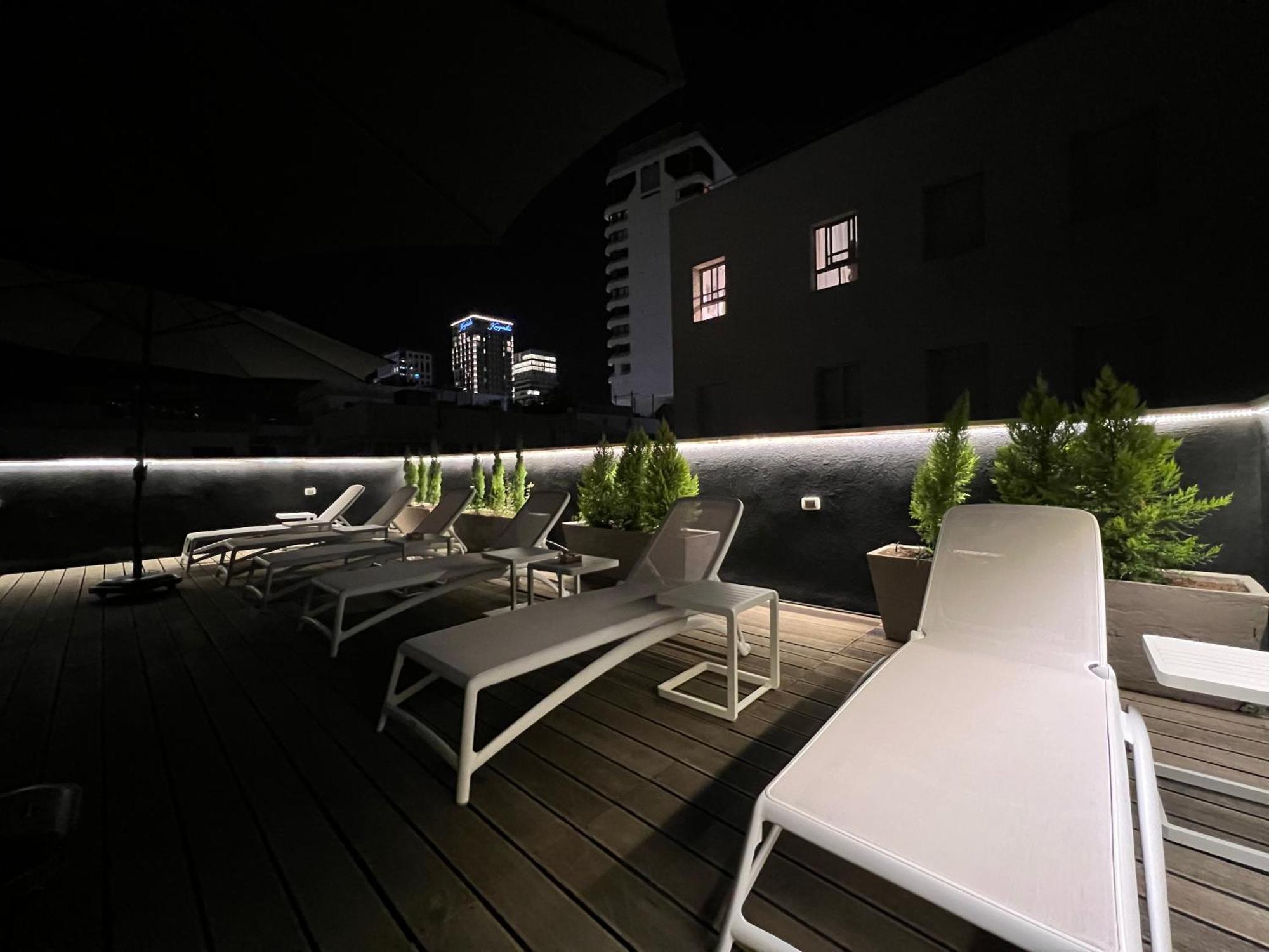 Beer Garden Hotel Tel Aviv Buitenkant foto