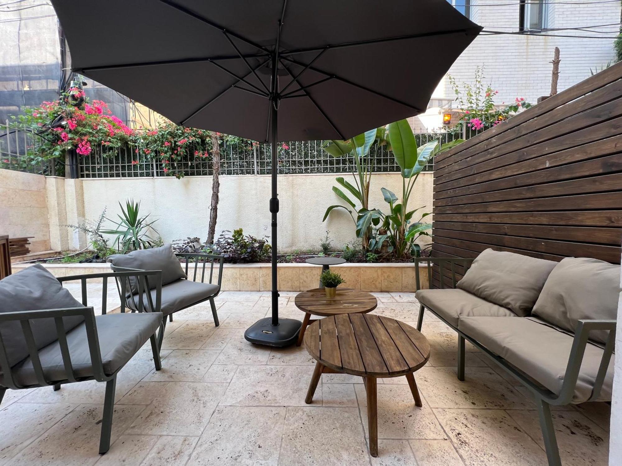 Beer Garden Hotel Tel Aviv Buitenkant foto